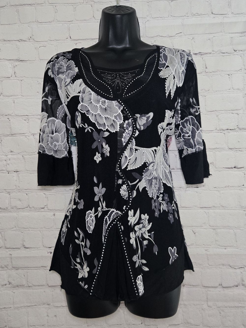 Black & White Floral Embellished Women's Top Y2k Fairygoth